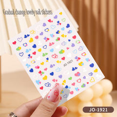 Heart-shaped gradual change lovely nail sticker